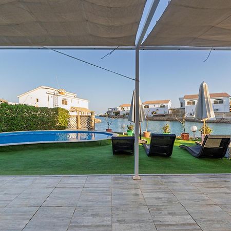 Aden Beach - Sea View Room With Beach Access In Villa Hurghada Buitenkant foto