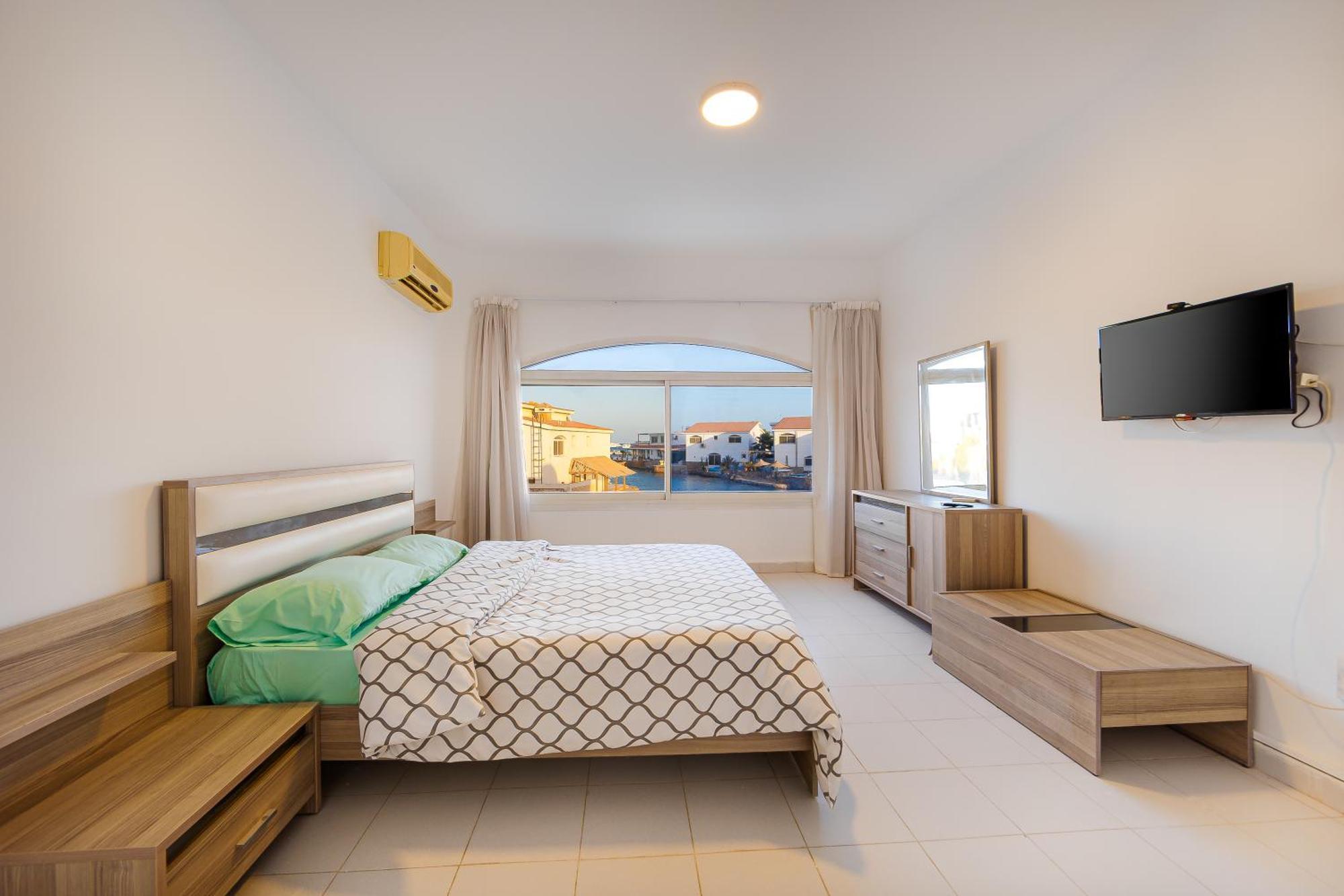 Aden Beach - Sea View Room With Beach Access In Villa Hurghada Buitenkant foto