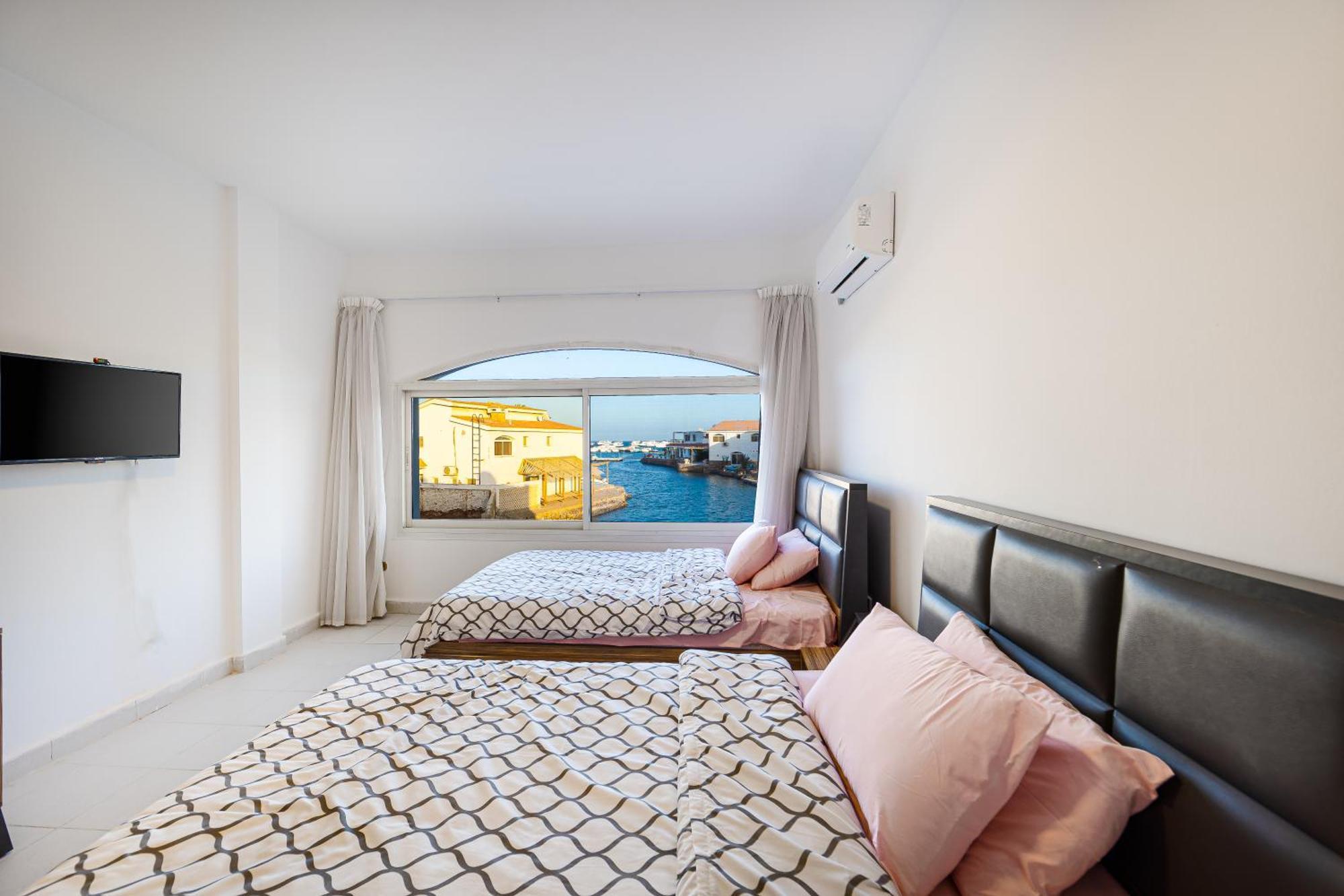Aden Beach - Sea View Room With Beach Access In Villa Hurghada Buitenkant foto